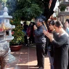 Đi lễ chùa đầu năm - Nét đẹp truyền thống người Việt