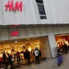 Nhân viên H&M có thể nhận tối thiểu 4.200USD mỗi tháng