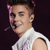 Ca sỹ Justin Bieber đối mặt với tội danh hành hung và lái xe nguy hiểm