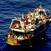 Italy bắt giữ 16 đối tượng nghi buôn người qua Địa Trung Hải