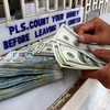 Kiều hối Philippines vượt mốc 2 tỷ USD trong tháng Tám