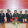 Việt Nam-Trung Quốc ký thỏa thuận phối hợp biên phòng 3 cấp 