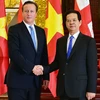 Thủ tướng Việt Nam Nguyễn Tấn Dũng đón, hội đàm với Thủ tướng Anh David Cameron, ngày 29/7. (Ảnh: Đức Tám/TTXVN