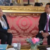 Tổng Thanh tra Chính phủ Huỳnh Phong Tranh hội kiến với Bộ trưởng Bộ Tư pháp Cộng hòa Pháp, bà Christiane Taubira ngày 7/9. (Ảnh: Bích Hà/TTXVN)