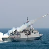 Một tàu Hải quân Hàn Quốc bắn tên lửa đánh chặn. Ảnh minh họa. (Nguồn: mirror.co.uk)
