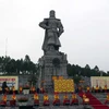 Lễ kỷ niệm 227 năm Nguyễn Huệ lên ngôi Hoàng đế và chiến thắng Ngọc Hồi-Đống Đa ở Thừa Thiên-Huế. (Ảnh: Quốc Việt/TTXVN).