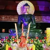 Tượng Phật ngọc hòa bình thế giới được cung nghinh, trưng bày tại chùa Phật Tích (Bắc Ninh), năm 2009. Ảnh minh họa. (Nguồn: TTXVN)