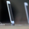 Apple xác nhận iPhone kế tiếp có thiết kế hoàn toàn bằng kính