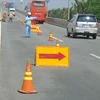 Đơn vị thi công tiến hành khắc phục sự cố khe co giãn trên cầu Long Thành, thuộc tuyến cao tốc Thành phố Hồ Chí Minh-Long Thành-Dầu Giây. (Ảnh: Sỹ Tuyên/TTXVN)