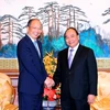 Thủ tướng Nguyễn Xuân Phúc tiếp Chủ tịch Ngân hàng Công Thương Trung Quốc, Dịch Hội Mãn. (Ảnh: Thống Nhất/TTXVN)