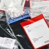 Sản phẩm Note 7 bị thu hồi được đóng gói trong các tui nilon chờ xử lý.