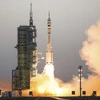 Tàu vũ trụ Thần Châu 11 được phóng bằng tên lửa Trường Chinh sáng 17/10. (Nguồn: AP)