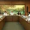 Đoàn đại biểu Quốc hội Thành phố Hà Nội thảo luận tại tổ. (Ảnh: Phương Hoa/TTXVN)
