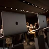 Apple loại bỏ một biểu tượng gắn với Steve Jobs trên MacBook mới