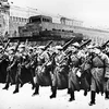 Hồng quân Liên Xô trong cuộc duyệt binh huyền thoại cách đây 75 năm. (Nguồn: RIA Novosti)