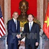 Chủ tịch nước Trần Đại Quang đón Tổng thống Hoa Kỳ Barack Obama, tháng 5/2016. (Ảnh: Nhan Sáng/TTXVN)