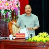 Thủ tướng Nguyễn Xuân Phúc phát biểu chỉ đạo tại buổi làm việc với lãnh đạo chủ chốt tỉnh Ninh Bình. (Ảnh: Thống Nhất/TTXVN)