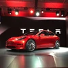 Điều gì đã khiến Tesla trở thành hãng xe hơi có giá trị nhất nước Mỹ?
