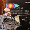 Giáo sư Stephen Hawking phát biểu tại sự kiện khoa học Starmus Festival. (Nguồn: PA)
