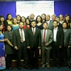 Đại sứ Hồ Minh Tuấn chụp ảnh chung với Ban chấp hành Hội Người Việt Nam tại tỉnh Bắc Morava và Ostrava (Ảnh: Trần Quang Vinh/Vietnam+)