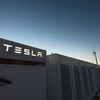 Hệ thống pin tích điện của Tesla. (Nguồn: ABC News)