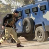 Lực lượng an ninh Pakistan làm nhiệm vụ tại hiện trường vụ tấn công của Taliban ngày 1/12. (Nguồn: AFP/TTXVN)