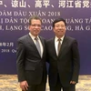 Đại sứ Đặng Minh Khôi và Phó Chủ tịch Khu tự trị dân tộc Choang Quảng Tây, Bí thư thành ủy Quế Lâm Triệu Lạc Tần tại buổi gặp. (Ảnh: Trung Kiên/TTXVN)