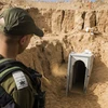 Binh sỹ Israel phát hiện một đường hầm nối từ lãnh thổ Gaza vào lãnh thổ Israel ngày 18/1/2018. (Nguồn: AFP/TTXVN)