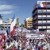 Một cuộc tuần hành ủng hộ Pháp ở Noumea, New Caledonia. (Nguồn: AFP)