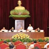 Thủ tướng Nguyễn Xuân Phúc điều hành phiên thảo luận ngày 8/5. (Ảnh: Phương Hoa/TTXVN)