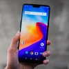 Mẫu điện thoại OnePlus 6. (Nguồn: Cnet)