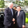 Chủ tịch Ủy ban Nhân dân Thành phố Hồ Chí Minh Nguyễn Thành Phong hội kiến Toàn quyền Australia Peter Cosgrove đang có chuyến thăm cấp Nhà nước tới Việt Nam. (Ảnh: Thanh Vũ/TTXVN)