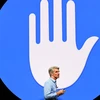 Phó Chủ tịch Federighi của Apple giới thiệu về hệ thống chống theo dõi duyệt web trên Safari mới tại WWDC 2018. (Nguồn: Getty Images)