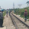 Thanh Hóa: Cố vượt đường ray, 2 người bị tàu hỏa đâm chết tại chỗ