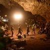 ực lượng cứu hộ nỗ lực tìm kiếm đội bóng thiếu niên mất tích trong hang động ở tỉnh Chiang Rai, Thái Lan ngày 26/6. (Nguồn: THX/TTXVN)