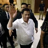 Tổng thống Philippines Rodrigo Duterte (giữa) tới Jerusalem ngày 2/9. (Nguồn: AFP/TTXVN)