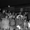 Ngày 15/9/1973, Thủ tướng Fidel Castro, Thủ tướng Chính phủ Cách mạng Cuba, Bí thư Thứ nhất Ban Chấp hành Trung ương Đảng Cộng sản Cuba và Đoàn đại biểu Đảng và Chính phủ Cách mạng Cuba chụp ảnh kỷ niệm bên đồn An ninh Nhân dân Bến Hải, địa đầu của miền N