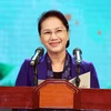 Chủ tịch Quốc hội Nguyễn Thị Kim Ngân phát biểu và phát động nhắn tin ủng hộ người nghèo. (Ảnh: Nguyễn Dân/TTXVN)