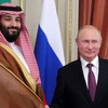 Tổng thống Nga Vladimir Putin gặp Thái tử Saudi Arabia Mohammed bin Salman sau hội nghị G20. (Nguồn: AFP)
