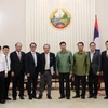 Thủ tướng Lào chụp ảnh chung với lãnh đạo hai tập đoàn THACO và Hoàng Anh Gia Lai.