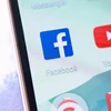 Facebook, YouTube nỗ lực chống lại những nội dung giật gân về sức khỏe