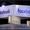 Biểu tượng Facebook tại một hội chợ công nghệ ở Paris, Pháp. (Nguồn: Reuters)