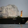 Tàu chở dầu Grace 1 của Iran ở ngoài khơi vùng lãnh thổ Gibraltar thuộc Anh. (Nguồn: IRNA/TTXVN)
