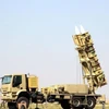 Tên lửa di động đất đối không tầm xa Bavar-373 tự sản xuất trong nước của Iran được ra mắt vào ngày Công nghiệp quốc phòng Iran ngày 22/8/2019. (Nguồn: IRNA/TTXVN)