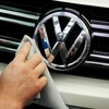 Logo hãng xe Volkswagen. (Nguồn: AFP)