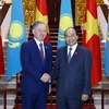 Thủ tướng Nguyễn Xuân Phúc tiếp Ngài Nurlan Nigmatulin, Chủ tịch Hạ viện Cộng hòa Kazakhstan đang thăm chính thức Việt Nam. (Ảnh: Thống Nhất/TTXVN)
