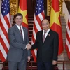 Thủ tướng Nguyễn Xuân Phúc tiếp Bộ trưởng Quốc phòng Hoa Kỳ Mark Esper. (Ảnh: Thống Nhất/TTXVN)
