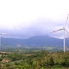 Dự án điện gió đang triển khai tại huyện miền núi Hướng Hóa, Quảng Trị. (Ảnh: Nguyên Lý/TTXVN)