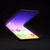 Hình ảnh được Samsung tiết lộ mới đây về mẫu điện thoại màn hình gập mới. 