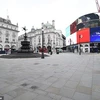 Thủ đô London, Anh vắng lặng không một bóng người khi nước này áp đặt lệnh bán phong tỏa đất nước để ngăn virus SARS-CoV-2 lây lan. (Nguồn: Getty Images)